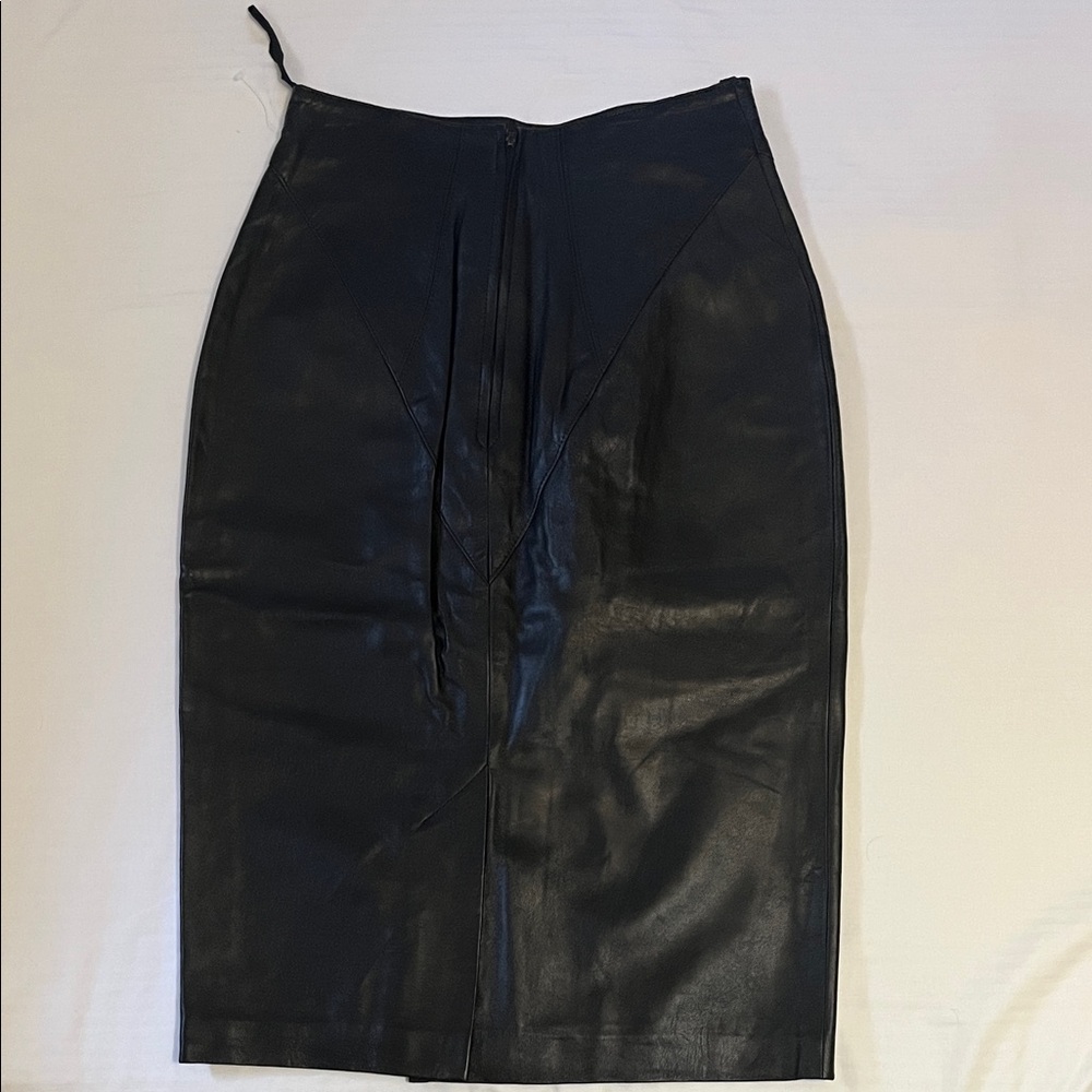 Vintage Lora Genuine Black Leather Skirt - Picture 3 of 8